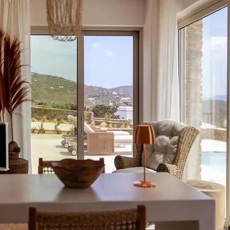 Soborgo Exquisite 4* Tínos