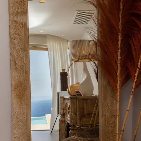 Soborgo Exquisite 4* Tínos