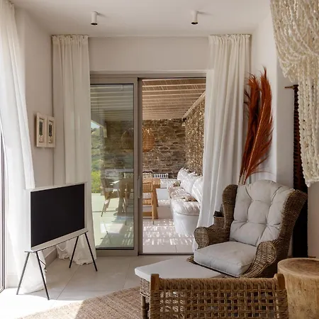 Soborgo Exquisite 4* Tínos