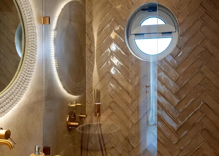 Soborgo Exquisite Tínos